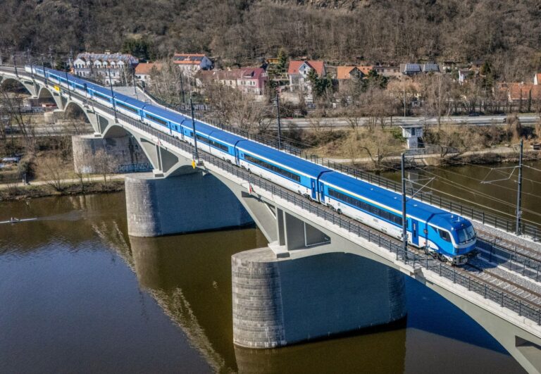 Un train ConfortJet.